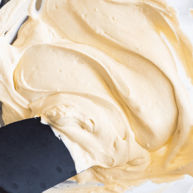 Healthy homemade cream cheese frosting