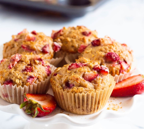 Healthy Strawberry Muffins with Greek Yogurt