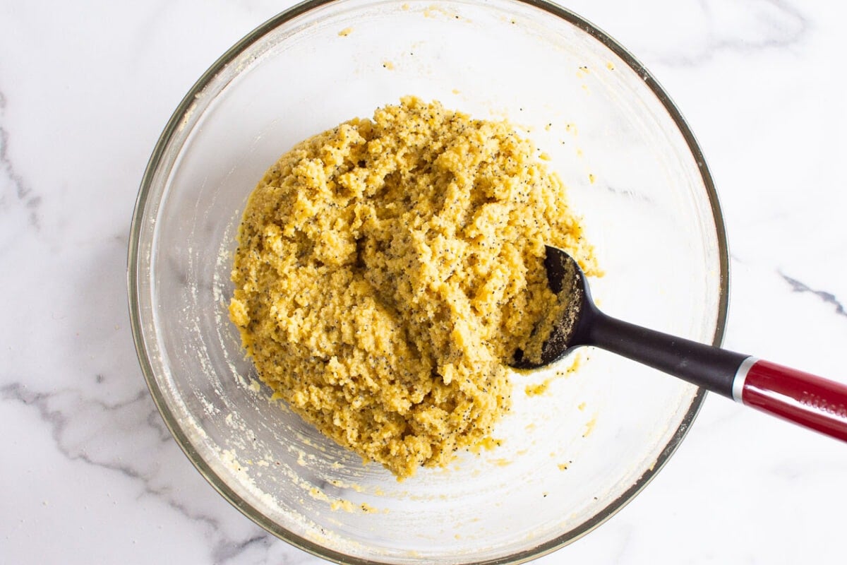 Healthy Lemon Poppy Seed Muffins