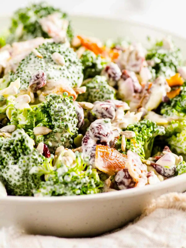 Healthy Broccoli Salad with Greek Yogurt Dressing