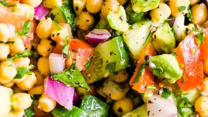 Easy Chickpea Salad with Avocado