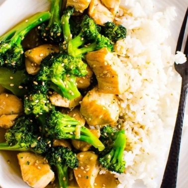 Healthy chicken and broccoli stir fry.