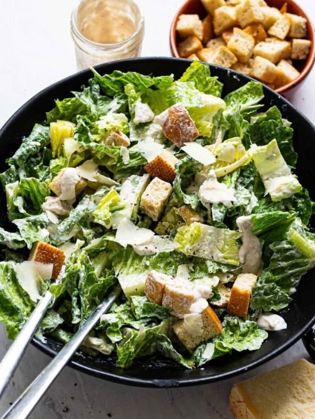 healthy-caesar-salad-homemade-dressing-story-ifoodreal