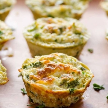 broccoli cheese egg muffins