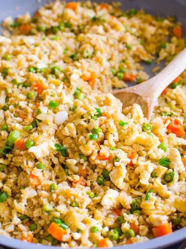 Healthy Cauliflower Fried Rice Story - iFoodReal.com