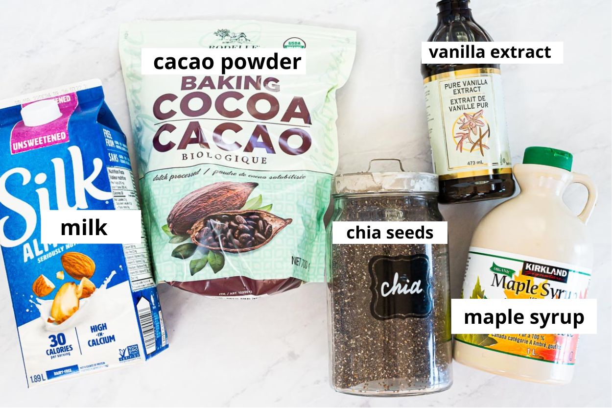 Chia seeds, almond milk, cacao powder, maple syrup, vanilla.