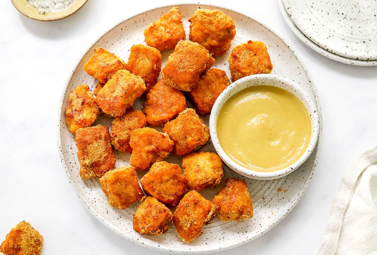 Healthy chicken nuggets on a plate.