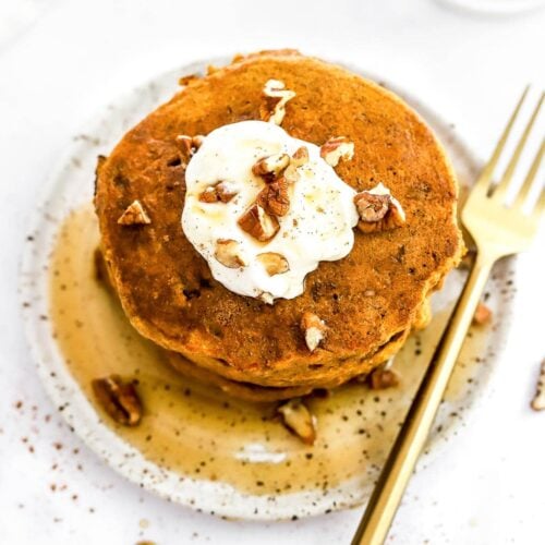 Healthy Pumpkin Pancakes - iFoodReal.com