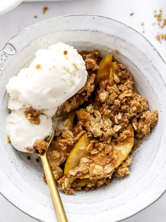 The Best Healthy Apple Crisp Story - iFoodReal.com