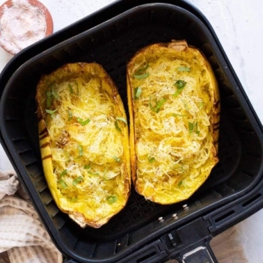 Easy Air Fryer Spaghetti Squash