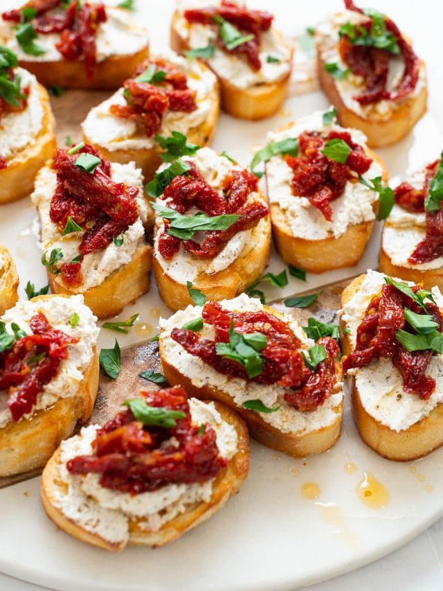 Goat Cheese Crostini Appetizer