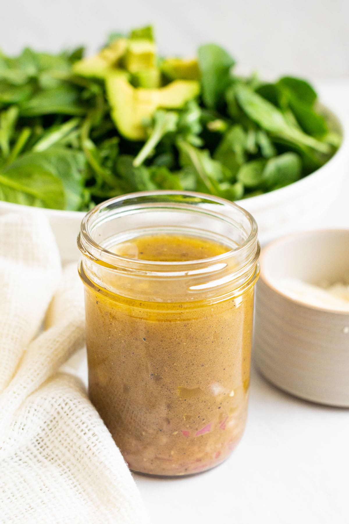 Mason Jar Salads with Citrus Vinaigrette - Dinners Swerved