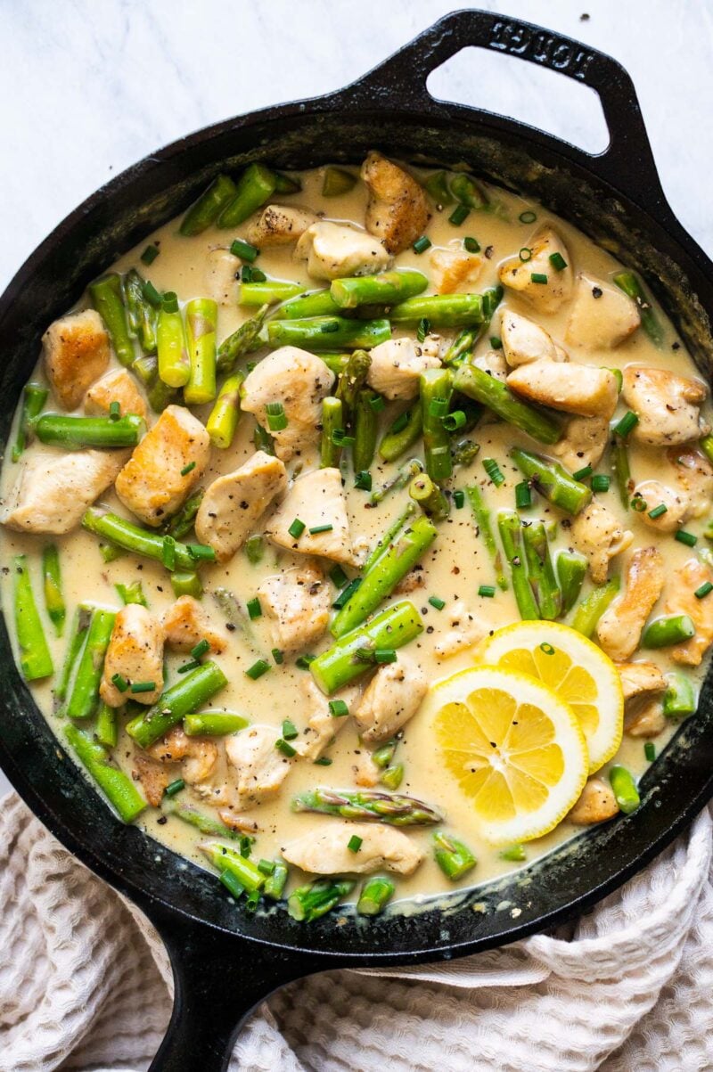 Creamy Lemon Chicken and Asparagus - iFoodReal.com