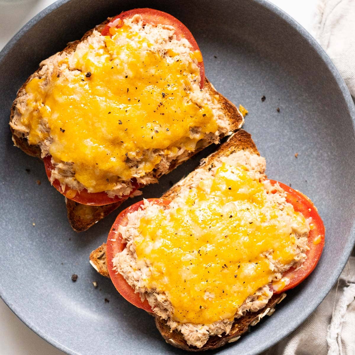 30 Easy Peasy Cheddar Cheese Recipes - Insanely Good