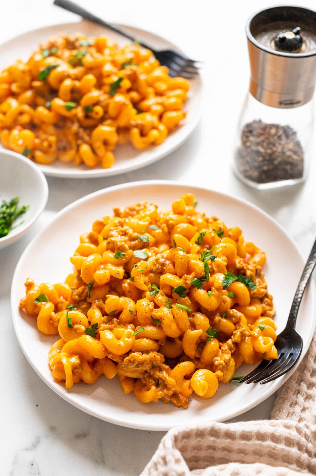 Healthy Hamburger Helper (One Pot, 25 Minutes)