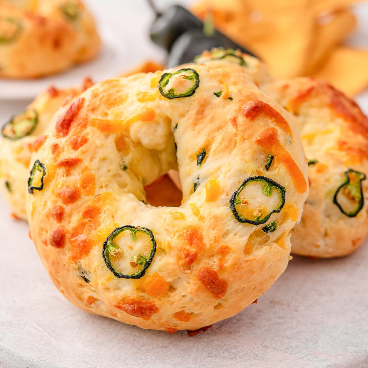 Jalapeno Cheddar Bagels (High Protein)