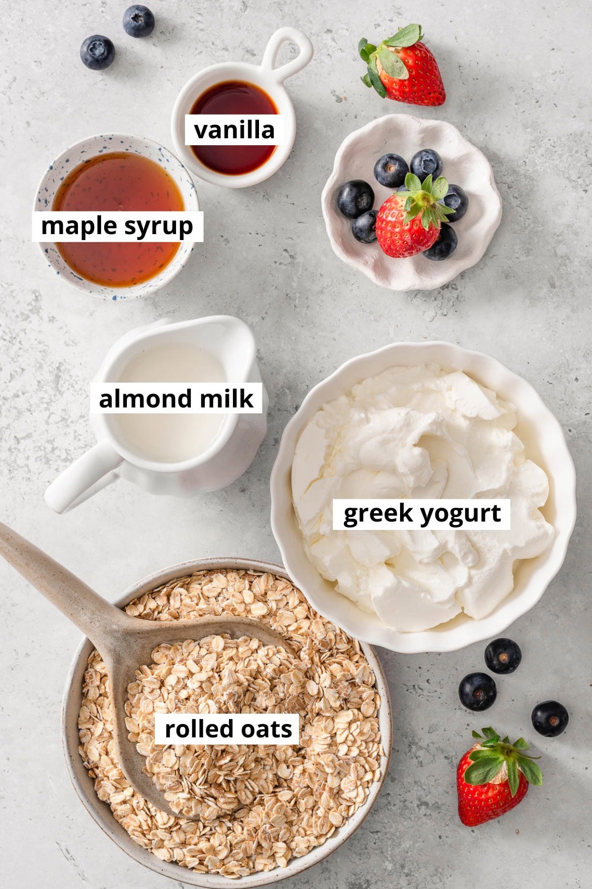 Greek yogurt, oats, milk, vanilla, maple syrup.